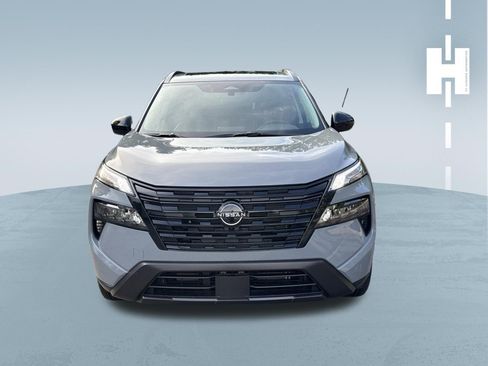 Used 2026 Nissan Rogue Dark Armor FWD image 2