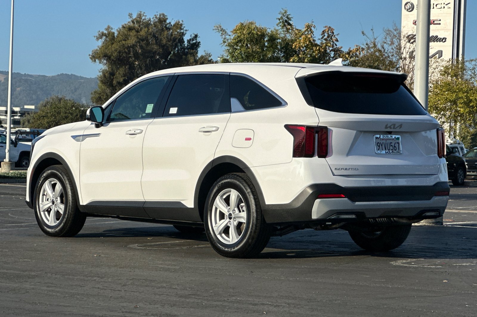 Certified 2026 Kia Sorento LX FWD image 7