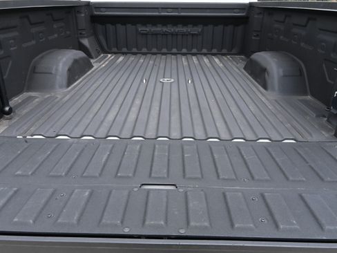 Used 2024 GMC Sierra 2500 Denali Ultimate AWD/4WD image 34