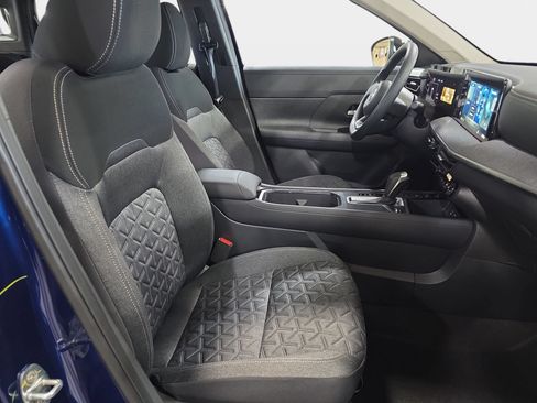 New 2027 Nissan Kicks SV w/ Cold Weather Package FWD image 10