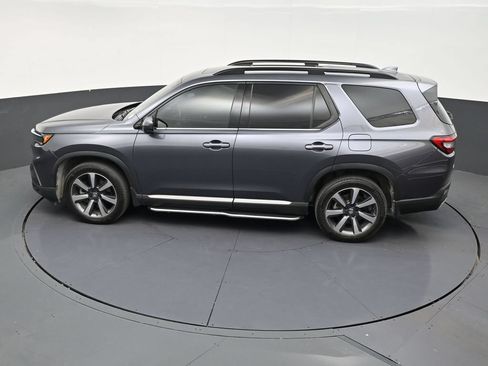 Used 2024 Honda Pilot Elite image 12