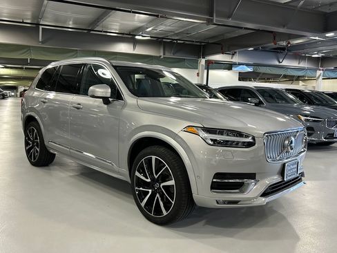 Certified 2024 Volvo XC90 B6 Plus w/ Protection Package Premier AWD/4WD image 1