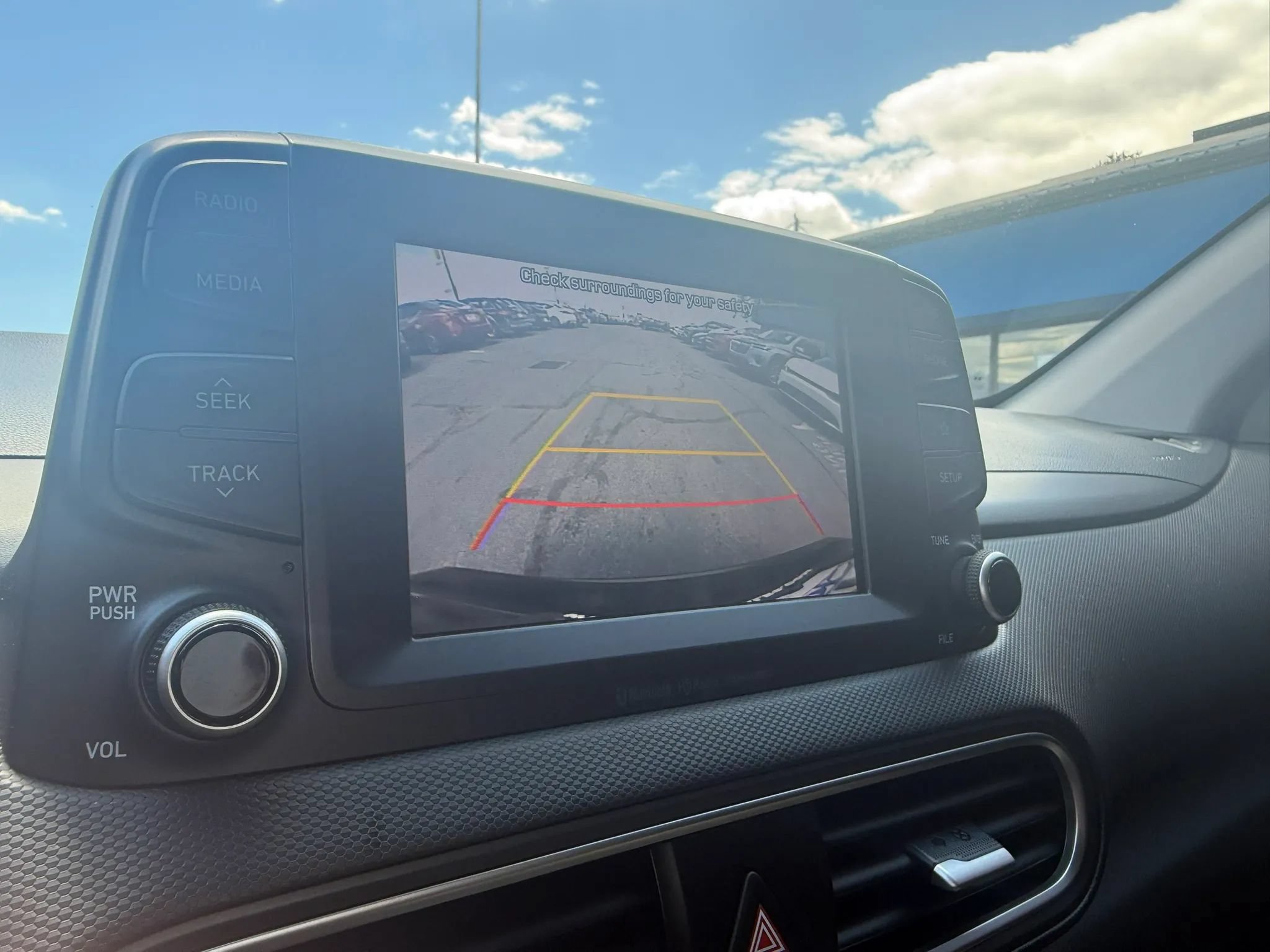 Used 2019 Hyundai Kona SEL FWD image 14