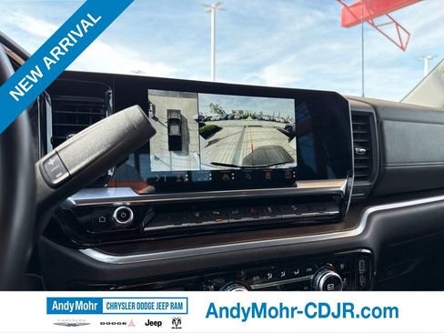 Used 2024 GMC Sierra 2500 SLT w/ SLT Premium Package AWD/4WD image 35