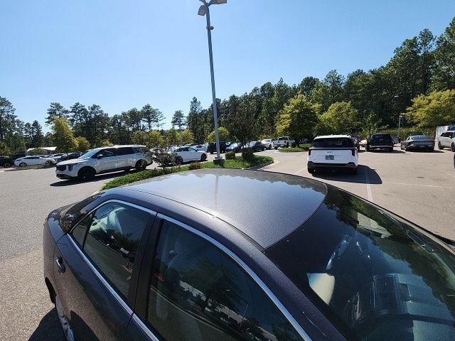 Used 2012 Toyota Camry LE FWD image 18