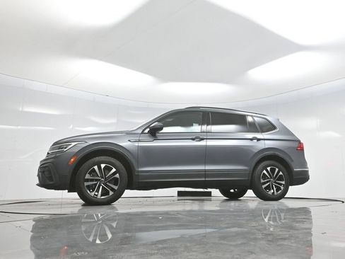 Used 2022 Volkswagen Tiguan S FWD image 7
