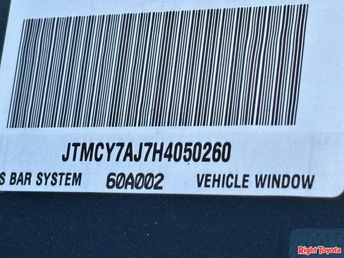 Used 2017 Toyota Land Cruiser AWD/4WD image 32