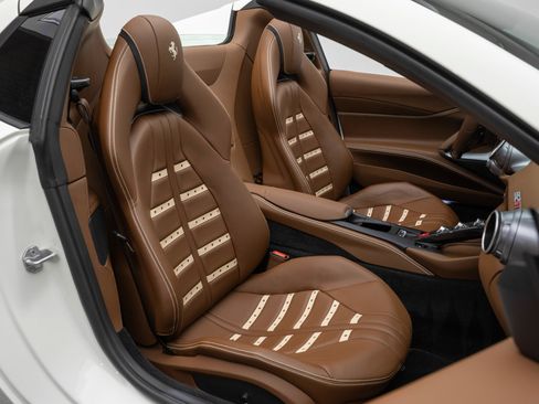 Certified 2023 Ferrari 812 GTS RWD image 54
