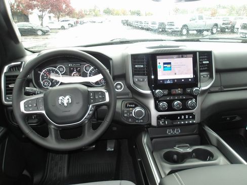New 2026 RAM 1500 4x4 Crew Cab image 12