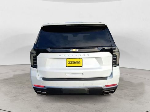 New 2026 Chevrolet Suburban High Country AWD/4WD image 4