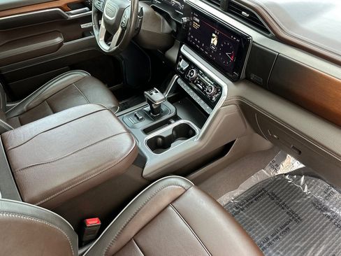 Used 2023 GMC Sierra 1500 Denali w/ Technology Package image 15