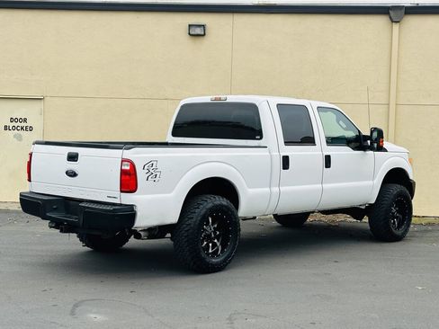 Used 2015 Ford F250 XL w/ Power Equipment Group image 8