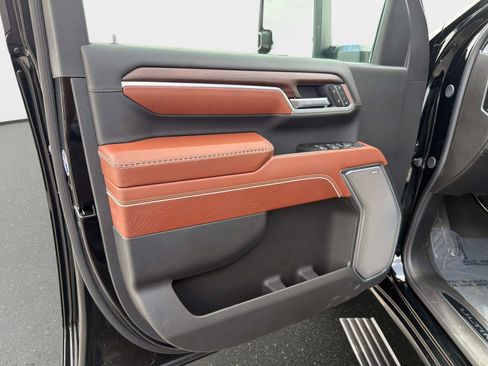 New 2026 GMC Sierra 2500 Denali Ultimate image 17