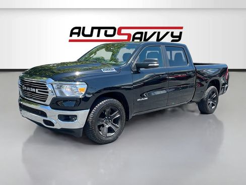 Used 2022 RAM 1500 Big Horn AWD/4WD image 3