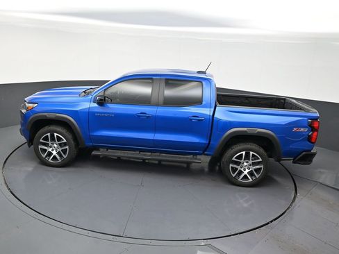 Used 2023 Chevrolet Colorado Z71 w/ Z71 Convenience Package 2 image 13