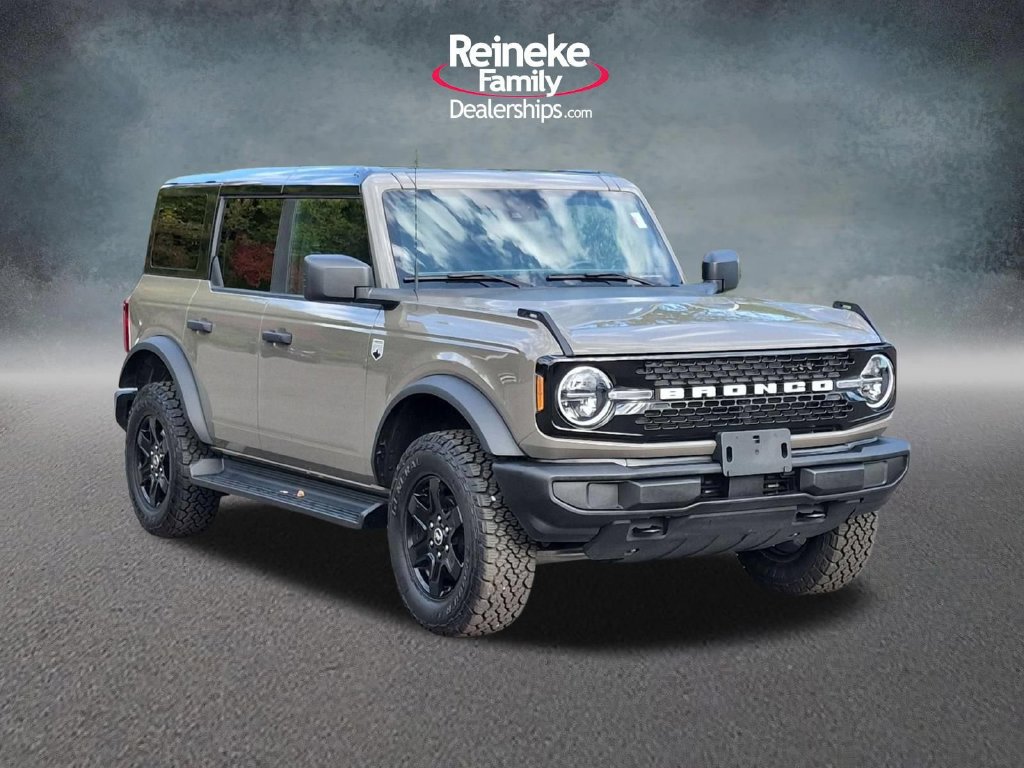 Used 2025 Ford Bronco Big Bend w/ Black Appearance Package AWD/4WD image 4