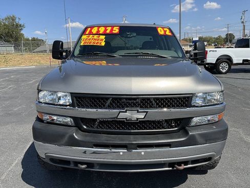 Used 2002 Chevrolet Silverado 2500 LT w/ Off-Road Skid Plate Pkg AWD/4WD image 8