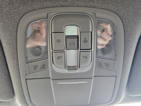 Used 2020 Hyundai Santa Fe Limited AWD/4WD image 40
