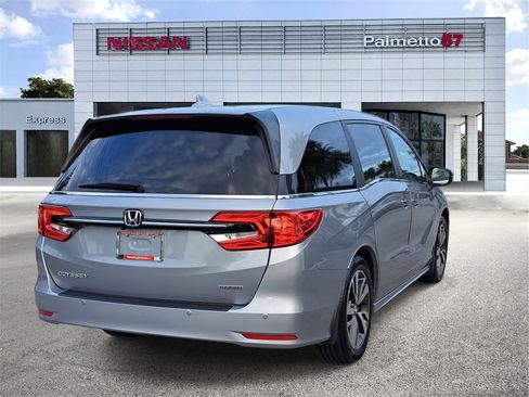 Used 2023 Honda Odyssey Touring image 6