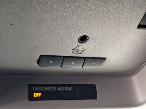 Used 2018 GMC Sierra 1500 SLT w/ All Terrain Package image 26