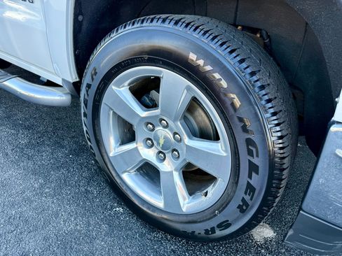 Used 2014 Chevrolet Silverado 1500 LT w/ LT Convenience Package image 12