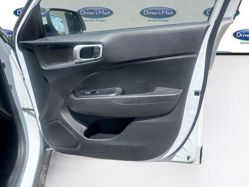 Used 2023 Hyundai Venue SEL w/ Cargo Package FWD image 25