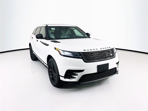 Used 2026 Land Rover Range Rover Velar Dynamic SE image 3