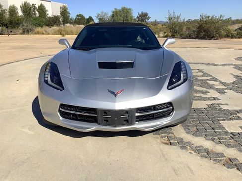 Used 2016 Chevrolet Corvette Stingray image 2