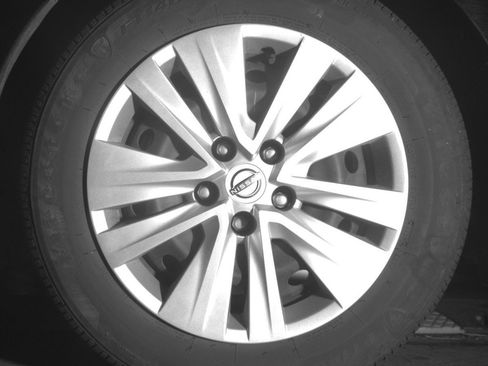 Used 2025 Nissan Sentra S FWD image 12