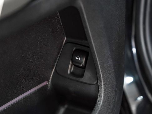 Used 2022 MINI Cooper Countryman S w/ Signature Upholstery Package image 39