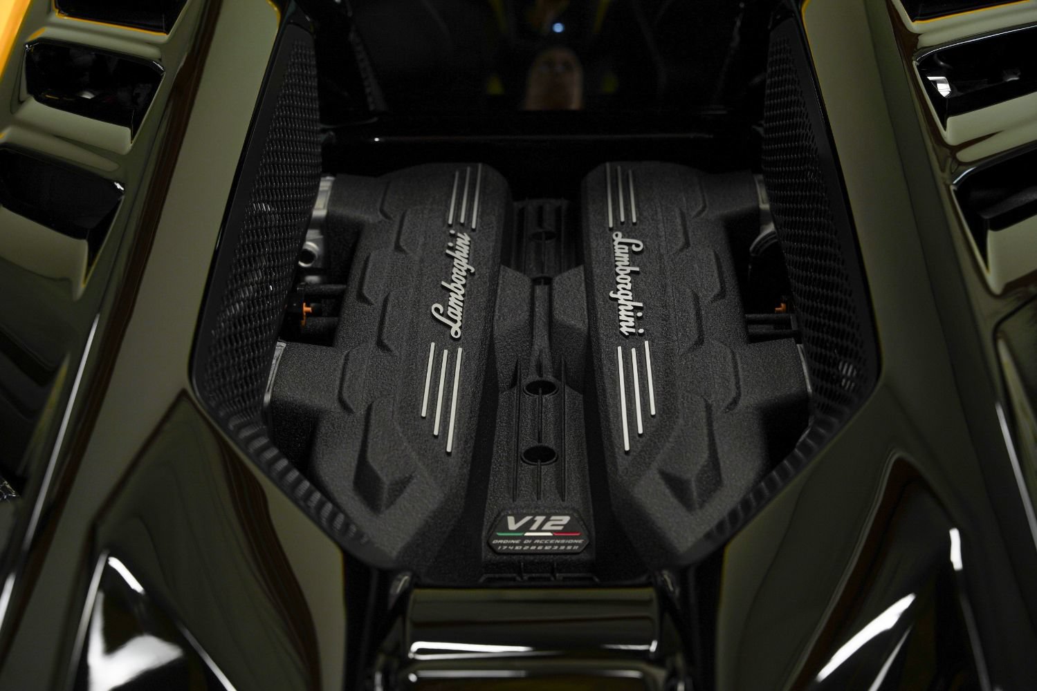 Used 2024 Lamborghini Revuelto AWD/4WD image 26