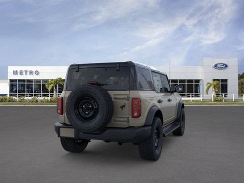 New 2026 Ford Bronco Outer Banks AWD/4WD image 8