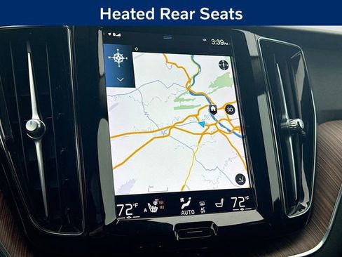 Used 2021 Volvo XC60 T5 Momentum w/ Premium Package image 14