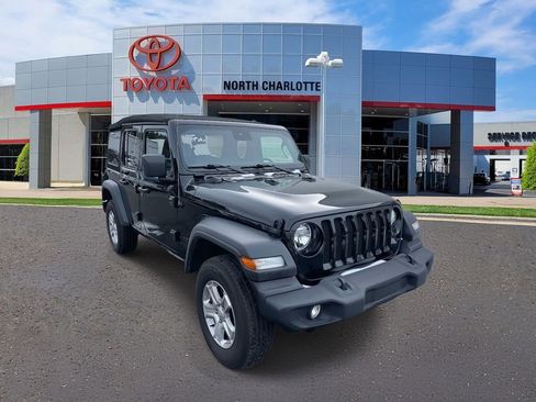 Used 2021 Jeep Wrangler Unlimited Sport S image 3