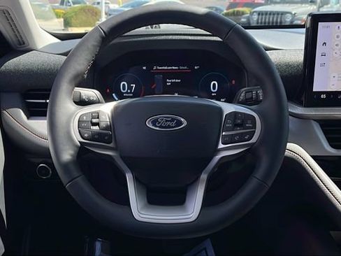 New 2026 Ford Explorer Active w/ Active Comfort Package RWD image 21