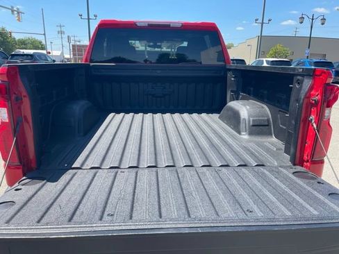 Used 2021 Chevrolet Silverado 1500 LT Trail Boss w/ Bed Protection Package AWD/4WD image 35