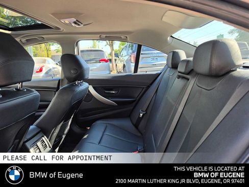 Used 2018 BMW 320i xDrive Sedan w/ Convenience Package AWD/4WD image 20