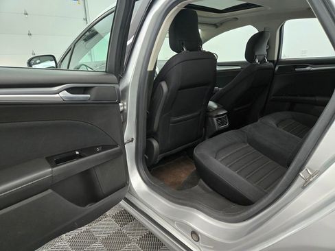 Used 2014 Ford Fusion SE image 30