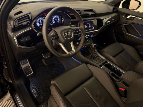 Used 2025 Audi Q3 2.0T Premium Plus w/ Premium Plus Package AWD/4WD image 4