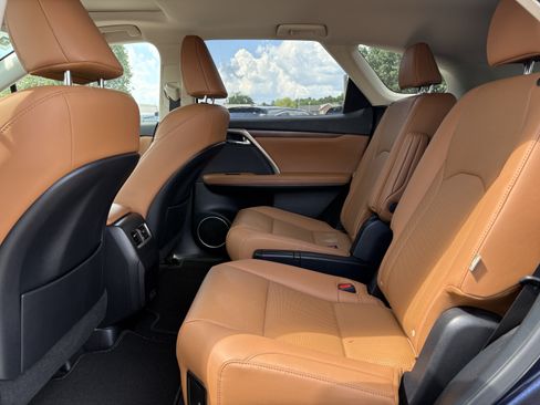Used 2022 Lexus RX 350L FWD w/ Premium Package image 4