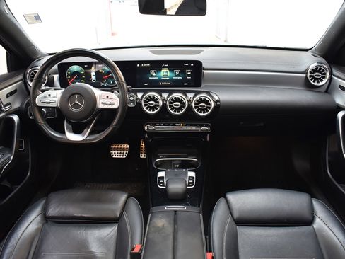 Used 2019 Mercedes-Benz A 220 image 28