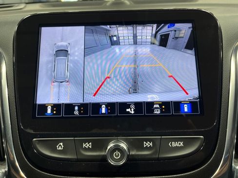 Used 2022 Chevrolet Equinox Premier AWD/4WD image 28
