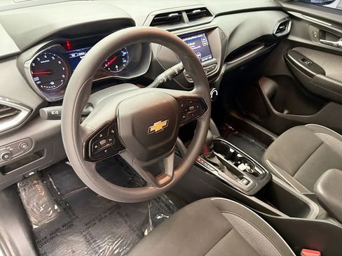 Used 2023 Chevrolet TrailBlazer LT image 7