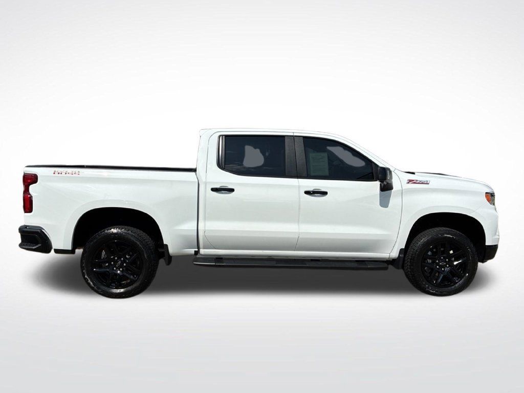 Used 2026 Chevrolet Silverado 1500 LT Trail Boss w/ LT Trail Boss Premium Package AWD/4WD image 4