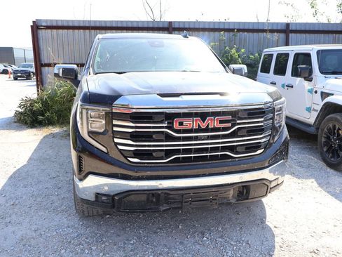 Used 2025 GMC Sierra 1500 SLT w/ SLT Premium Plus Package AWD/4WD image 8