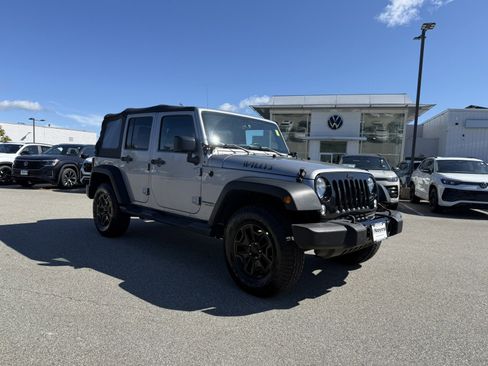 Used 2015 Jeep Wrangler Unlimited Sport image 3