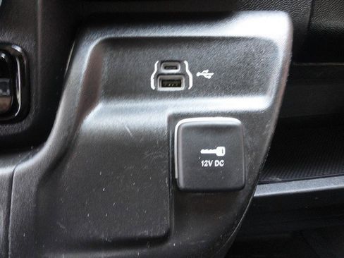 Used 2023 RAM ProMaster 2500 FWD image 15