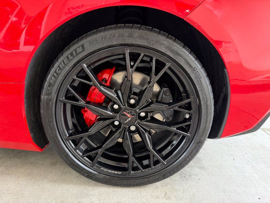 Used 2024 Chevrolet Corvette Stingray Coupe w/ 1LT RWD image 16