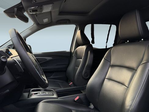 Certified 2023 Honda Ridgeline RTL image 5