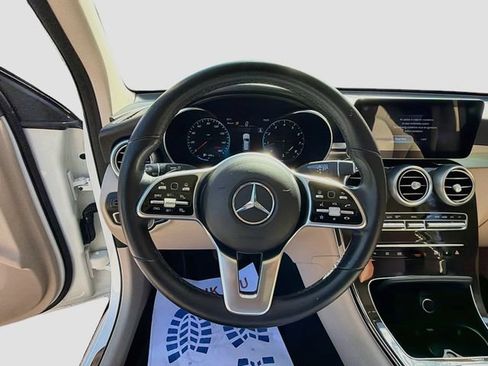 Used 2021 Mercedes-Benz GLC 300 image 36